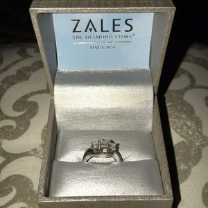 Zales ring
